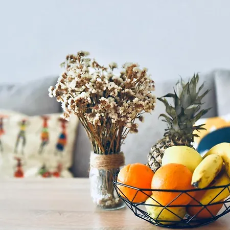 апартамент Flowers Apartment *