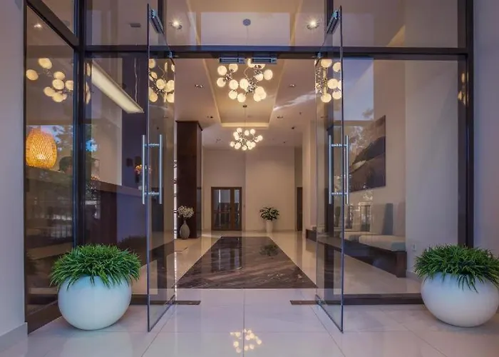 апартамент Flowers Apartment *